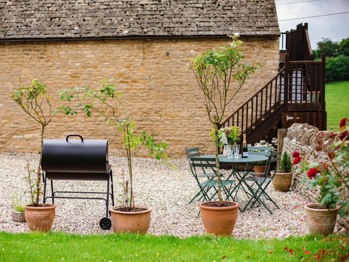 Hayloft At Newbarn Farm Villa Chipping Norton Kültér fotó